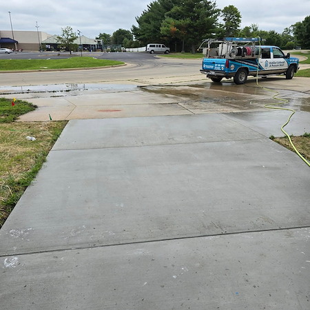 Top Benefits of Pressure Washing Your Driveway and Patio
